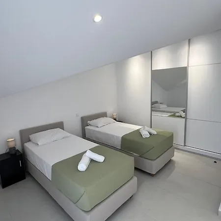 Dodas Luxury Corfu (city)